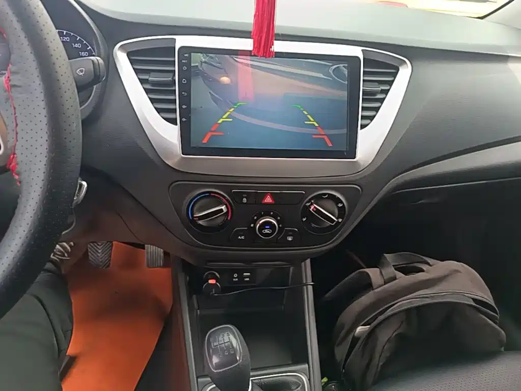 Hyundai Verna — миниатюра 13