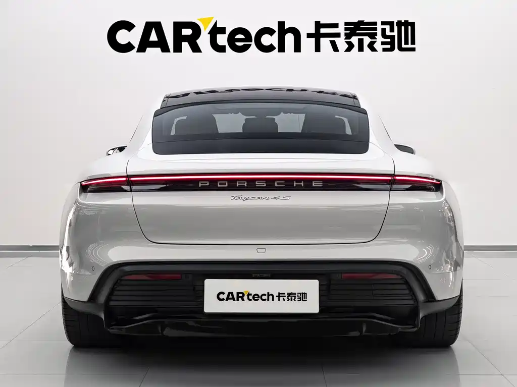 Porsche Taycan — миниатюра 5