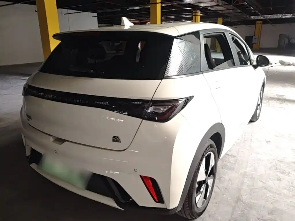BYD Dolphin — миниатюра 7