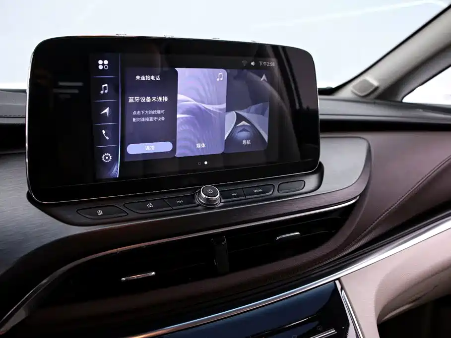 Buick GL8 — миниатюра 8