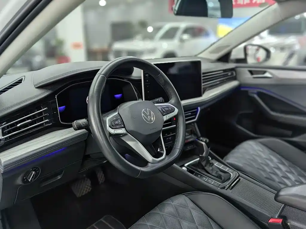 Volkswagen Sagitar — миниатюра 9