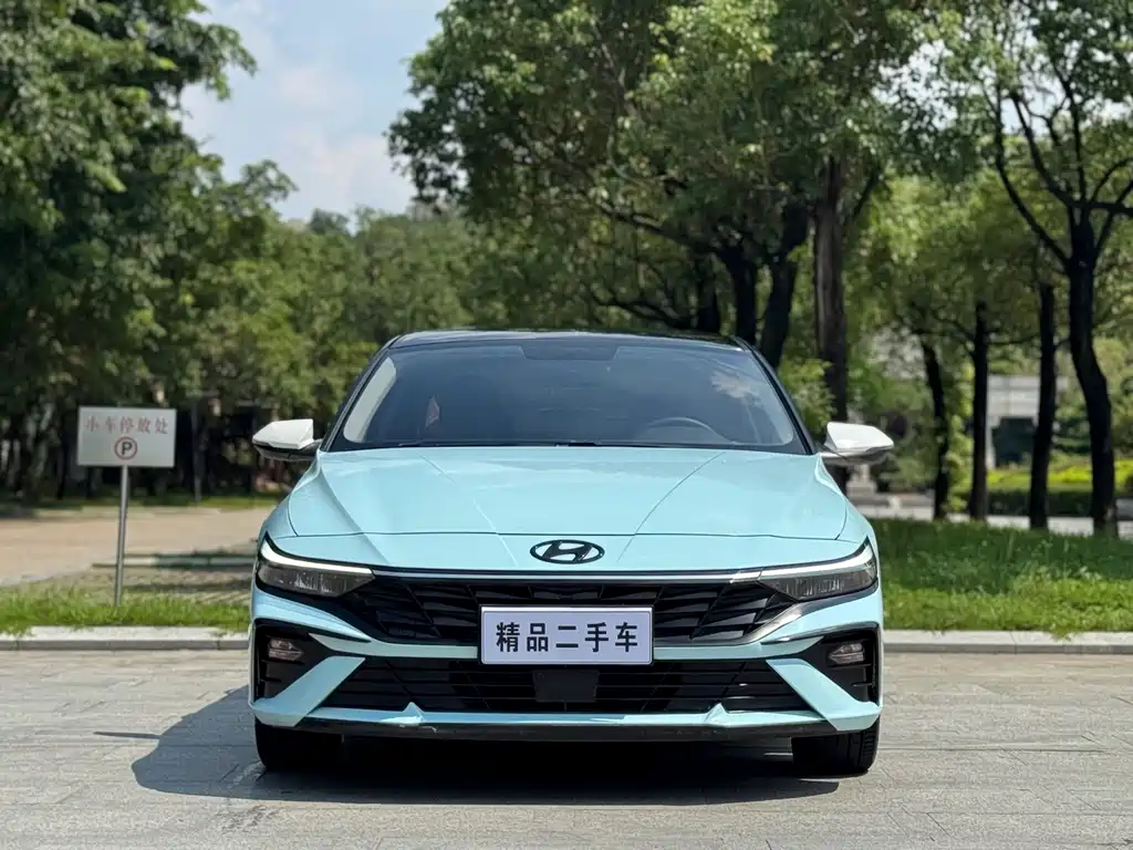 Hyundai Elantra — миниатюра 2