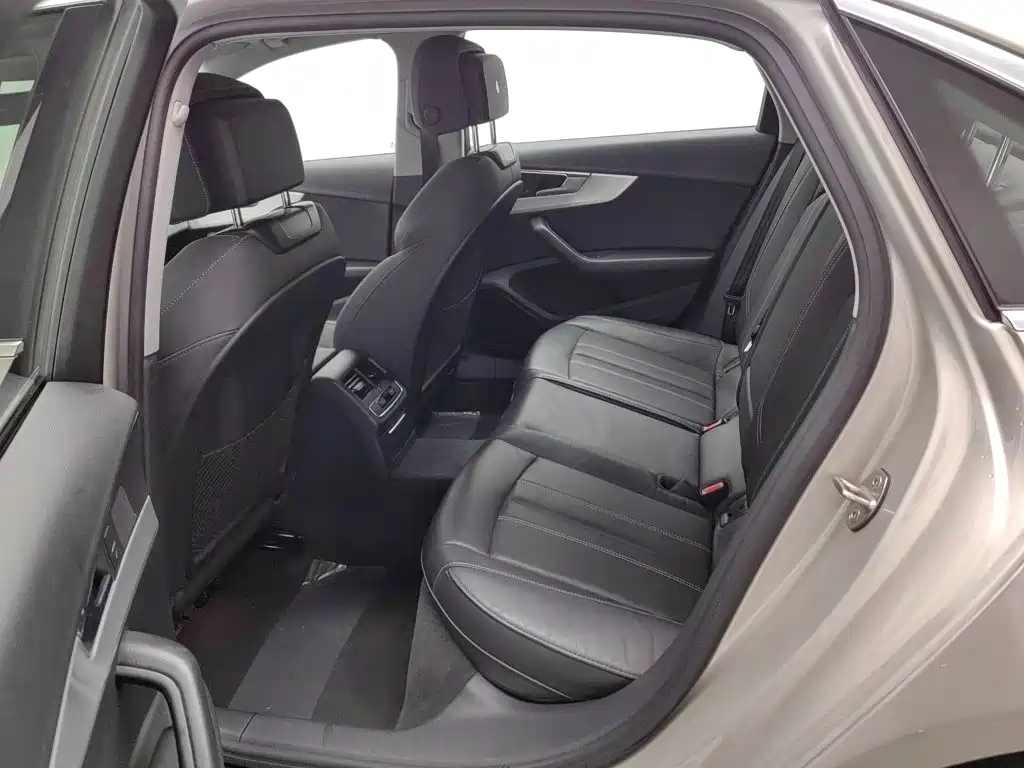 Audi A4L — миниатюра 15