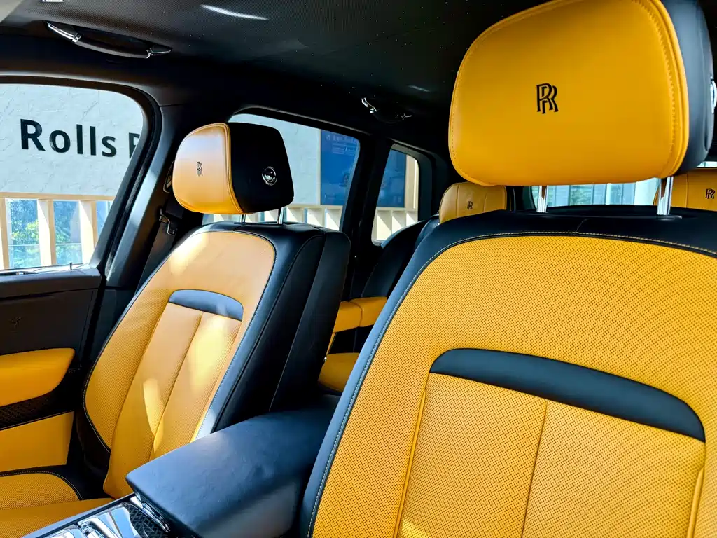 Rolls-Royce Cullinan — миниатюра 7