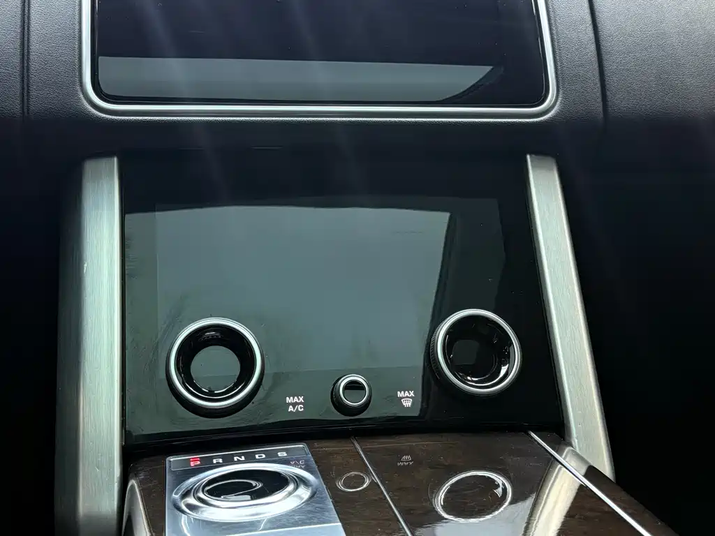 Land Rover Range Rover — миниатюра 9