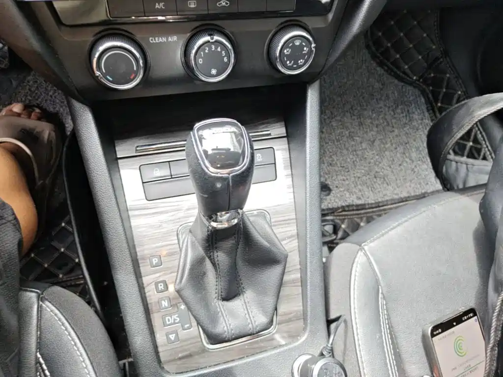 Skoda Octavia — миниатюра 14