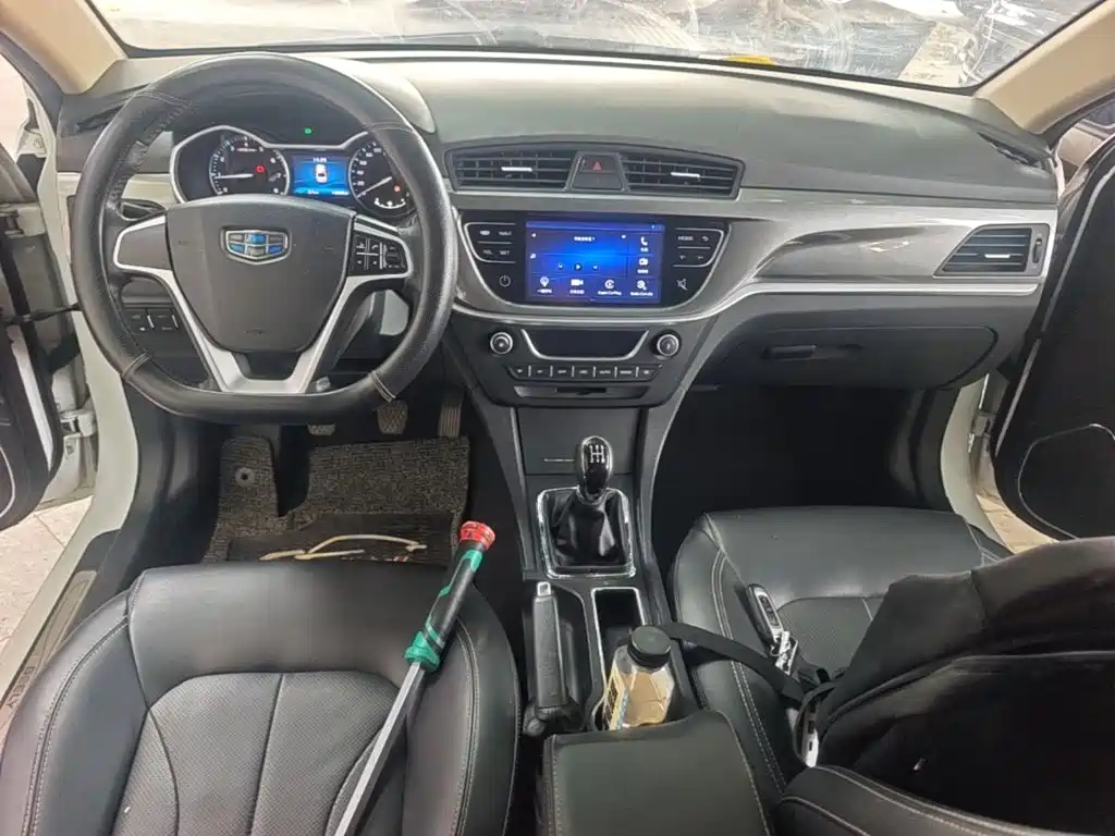Geely Emgrand — миниатюра 10