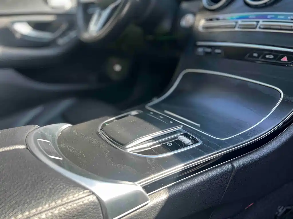 Mercedes-Benz C-Class — миниатюра 16
