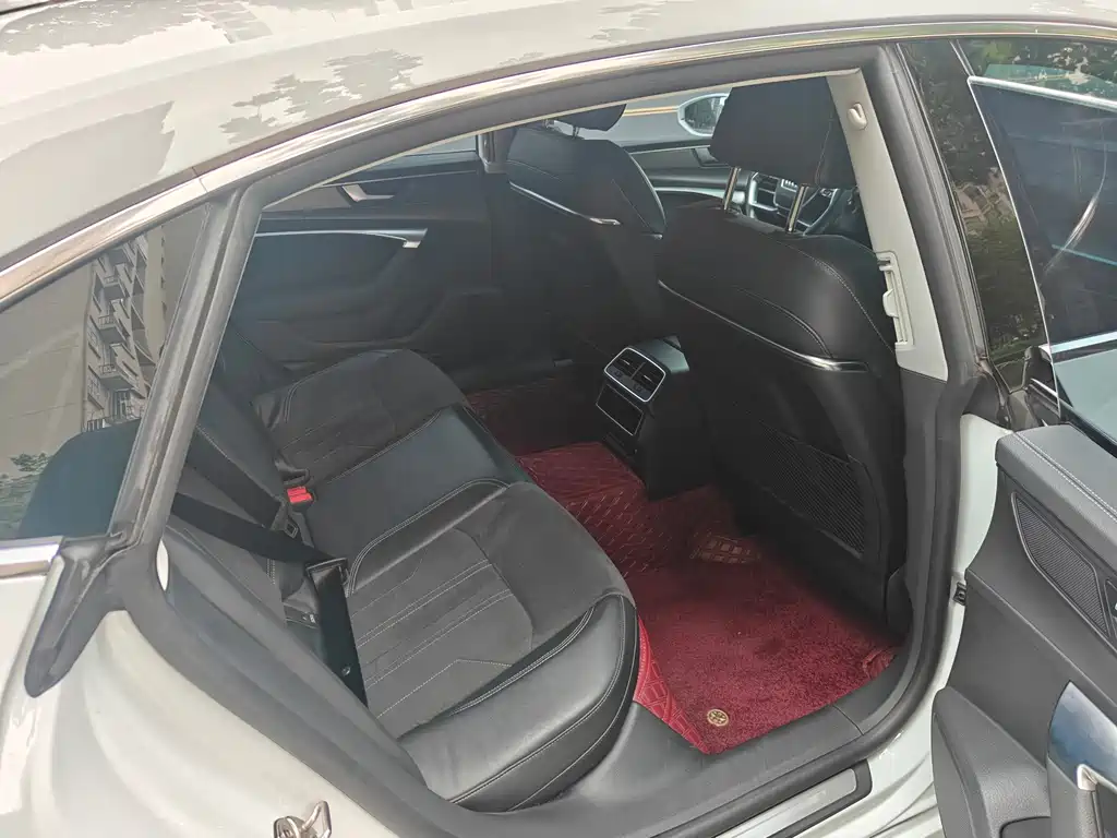 Audi A7L — миниатюра 11