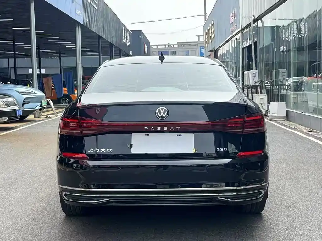 Volkswagen Passat — миниатюра 5