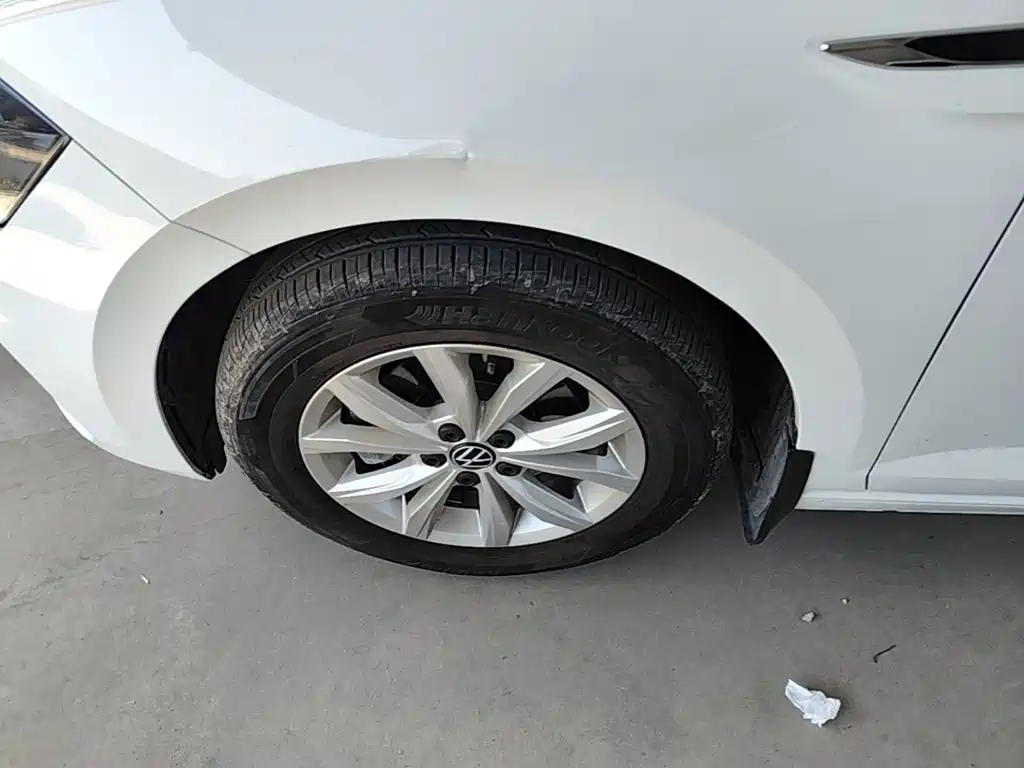 Volkswagen Polo — миниатюра 23