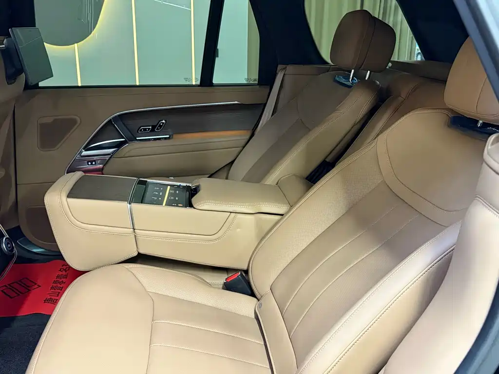 Land Rover Range Rover — миниатюра 28