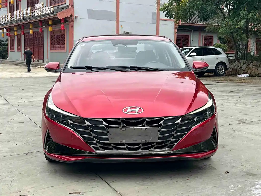 Hyundai Elantra — миниатюра 2