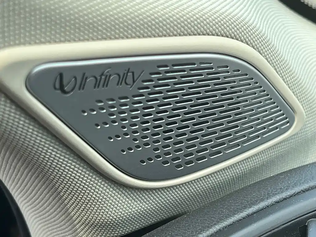 Lynk & Co 01 — миниатюра 9