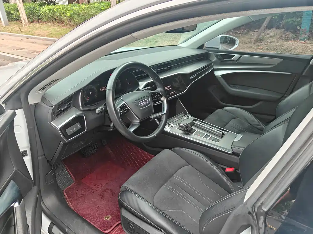Audi A7L — миниатюра 9
