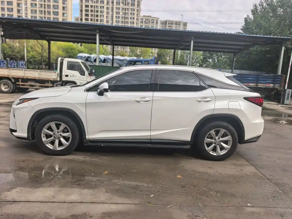 Lexus RX — миниатюра 12