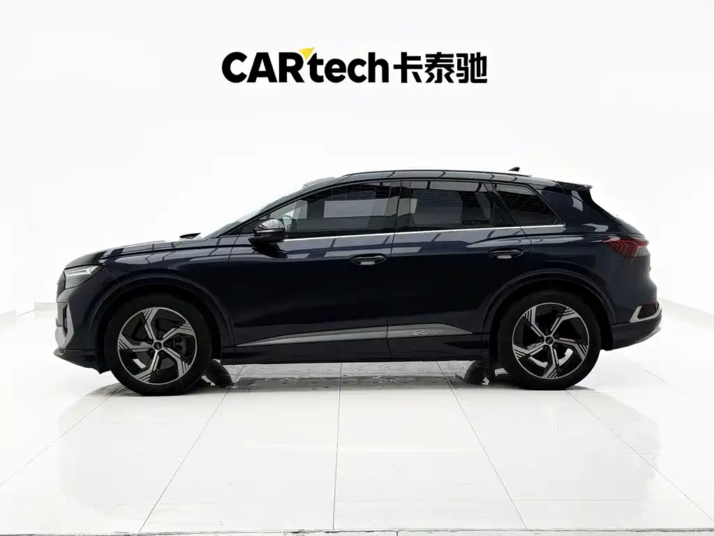 Audi Q4 e-tron — миниатюра 3