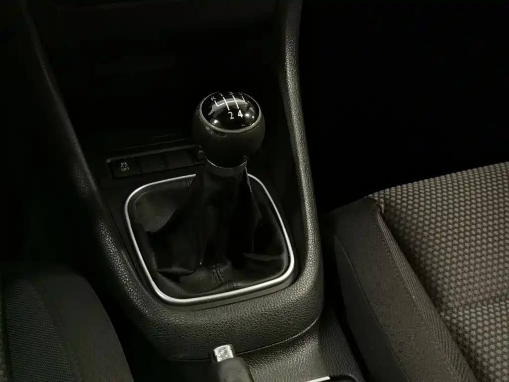 Volkswagen Golf — миниатюра 13