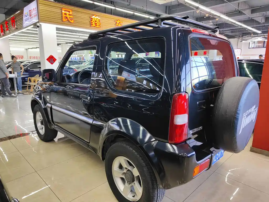 Suzuki Jimny — миниатюра 3