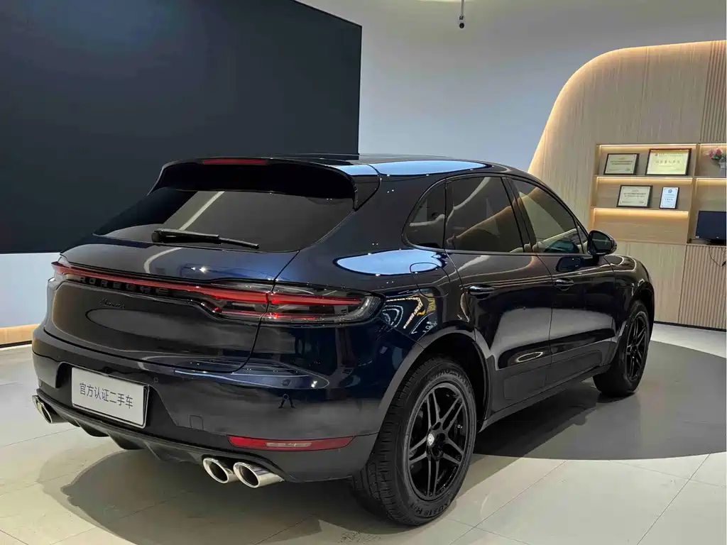 Porsche Macan — миниатюра 5