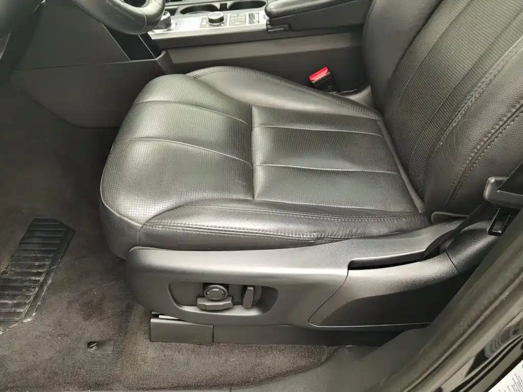 Land Rover Discovery — миниатюра 20