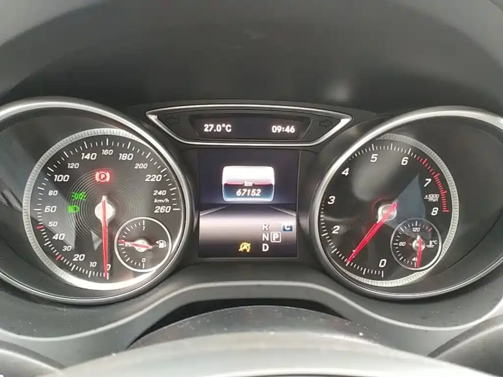 Mercedes-Benz GLA — миниатюра 12