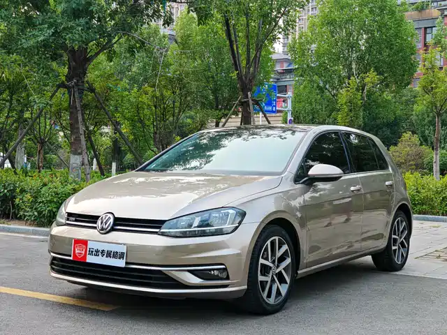 2020 Volkswagen Golf