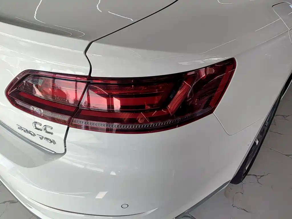 Volkswagen CC — миниатюра 8