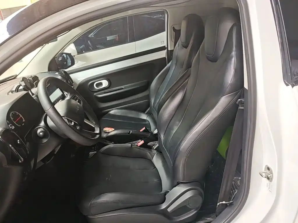 Roewe Clever — миниатюра 15