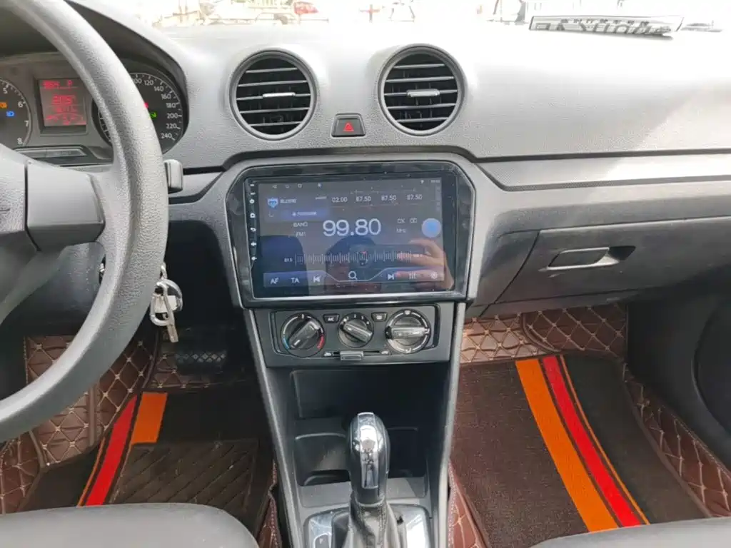 Volkswagen Jetta — миниатюра 13