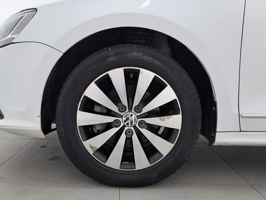 Volkswagen Sagitar — миниатюра 17