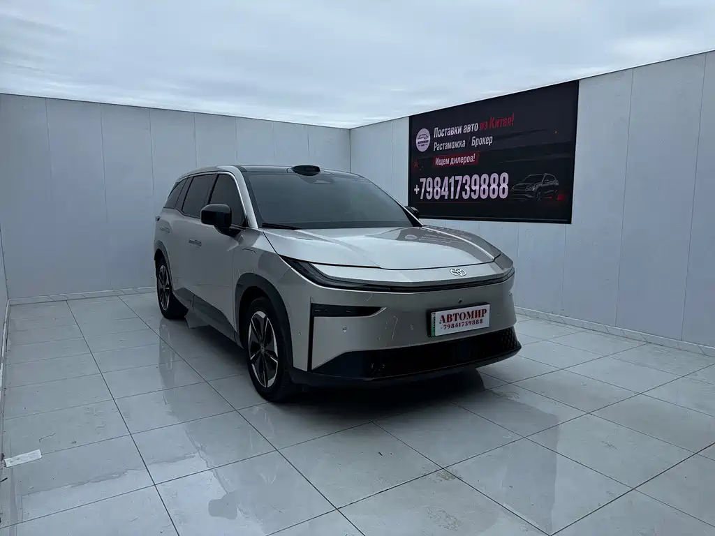 Toyota bZ3X — миниатюра 2
