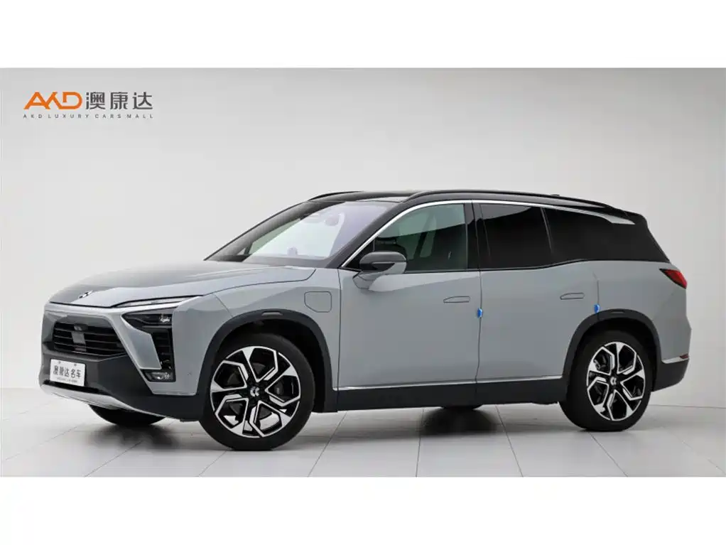 NIO ES8