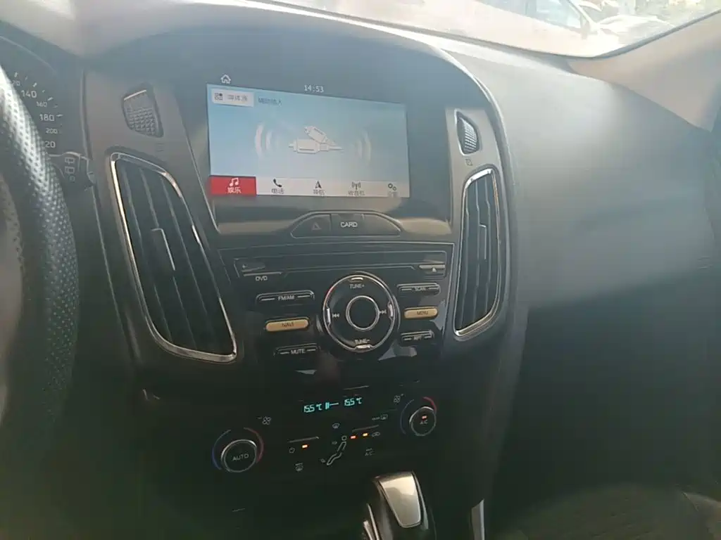 Ford Focus — миниатюра 13