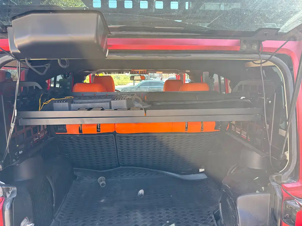Jeep Wrangler — миниатюра 12