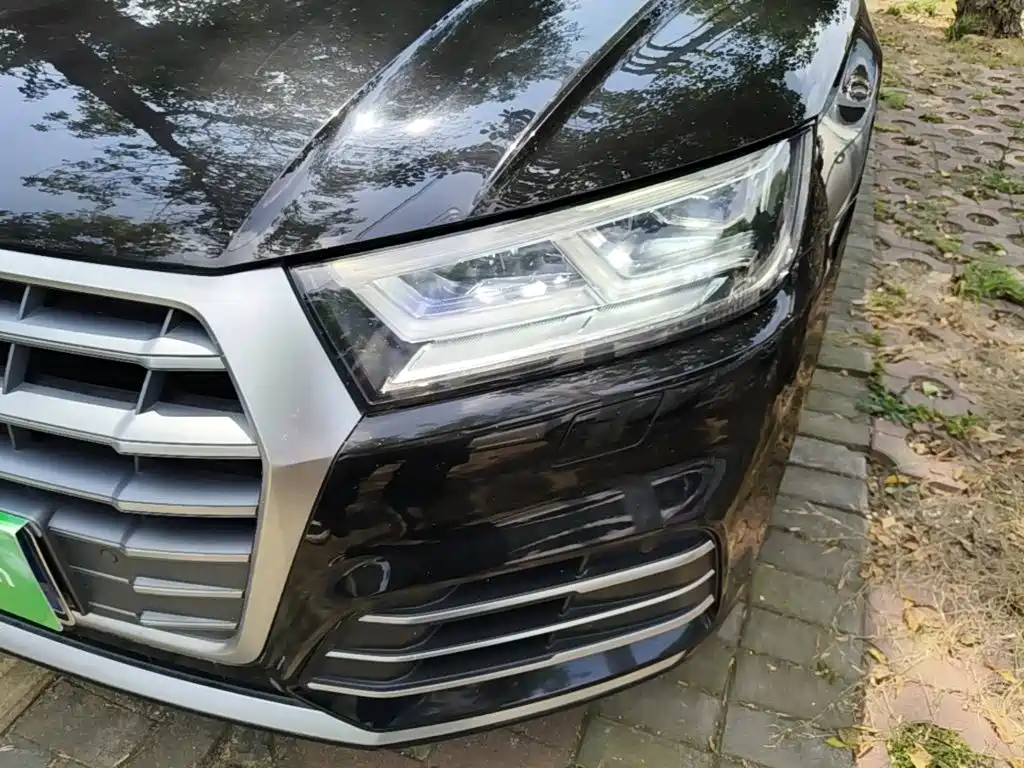 Audi Q5L — миниатюра 24