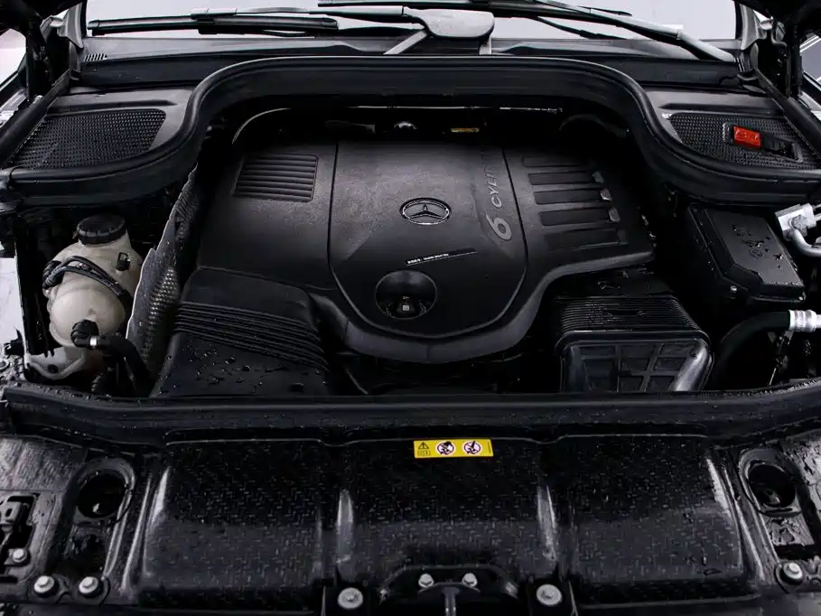 Mercedes-Benz GLS — миниатюра 22