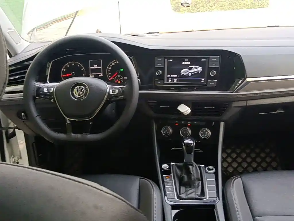 Volkswagen Sagitar — миниатюра 10