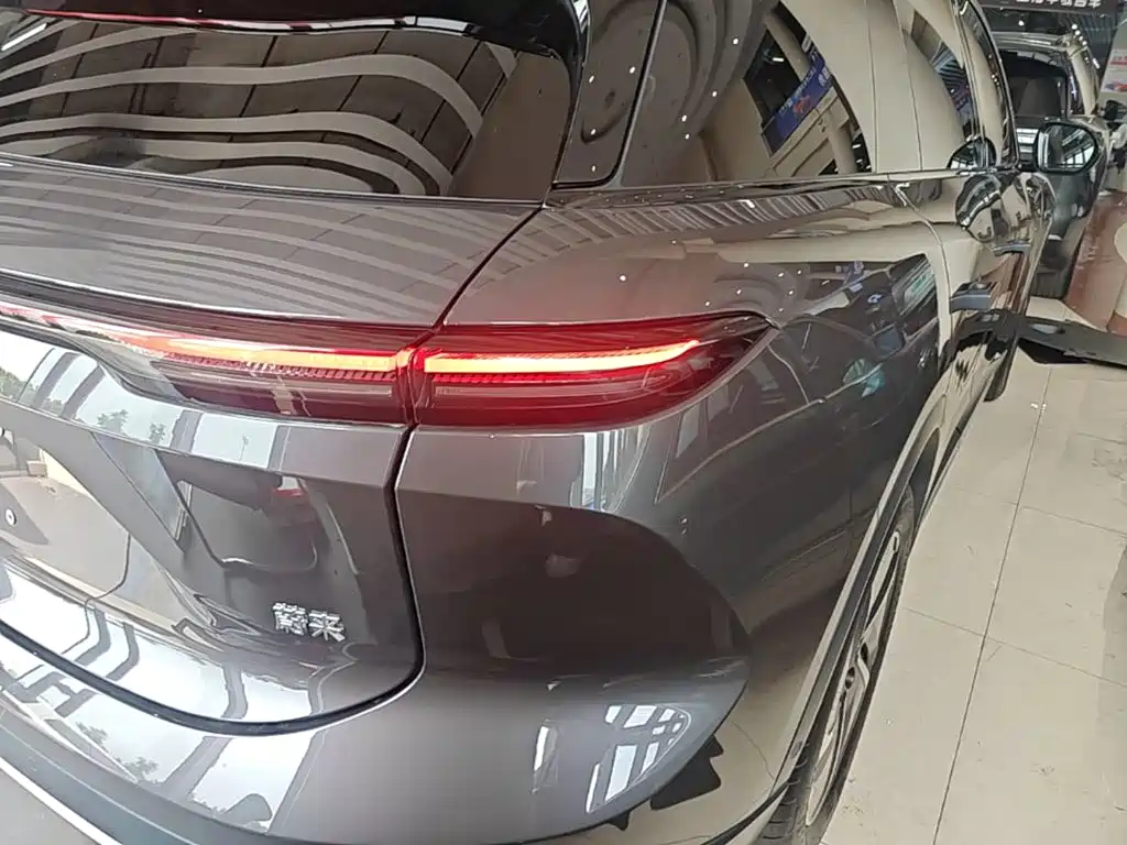 NIO ES6 — миниатюра 8