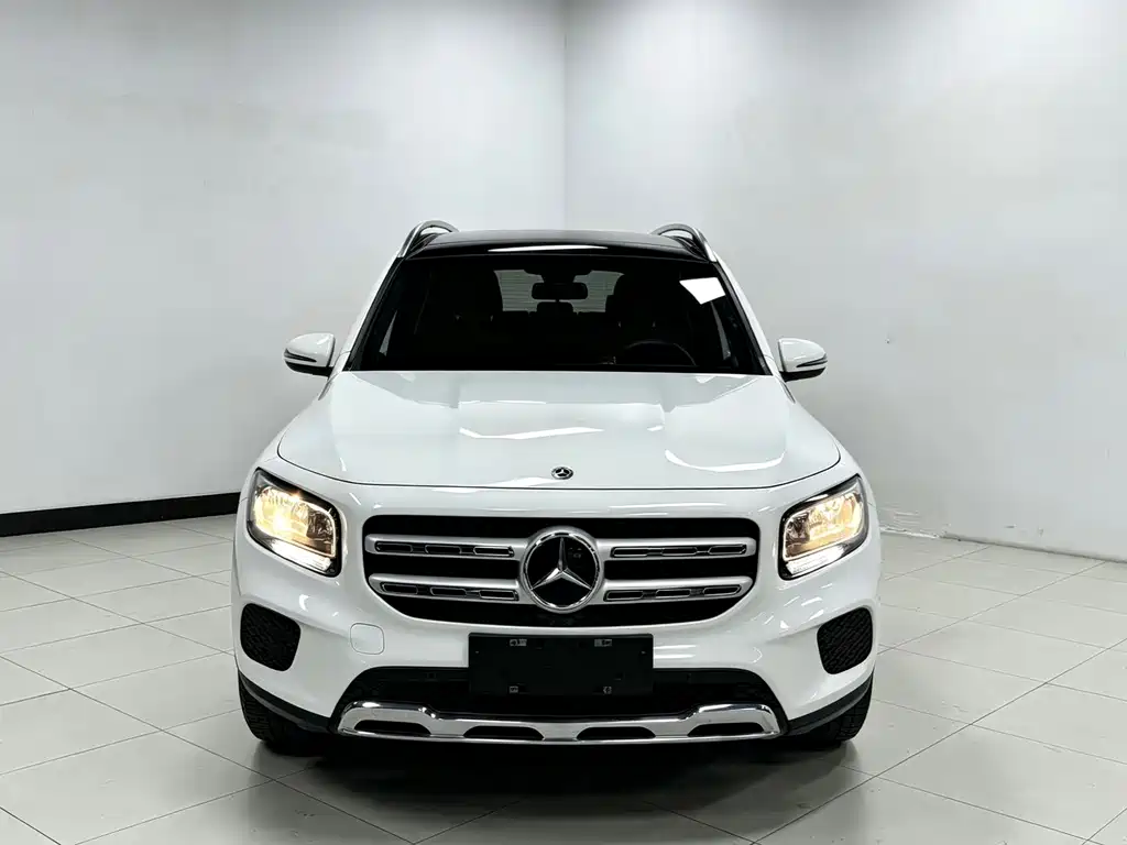 Mercedes-Benz GLB — миниатюра 2
