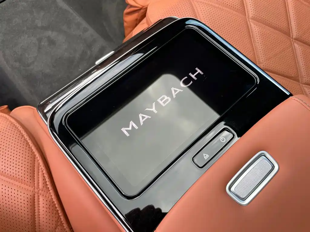 Mercedes-Benz S-Class — миниатюра 14