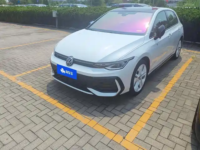 2024 Volkswagen Golf