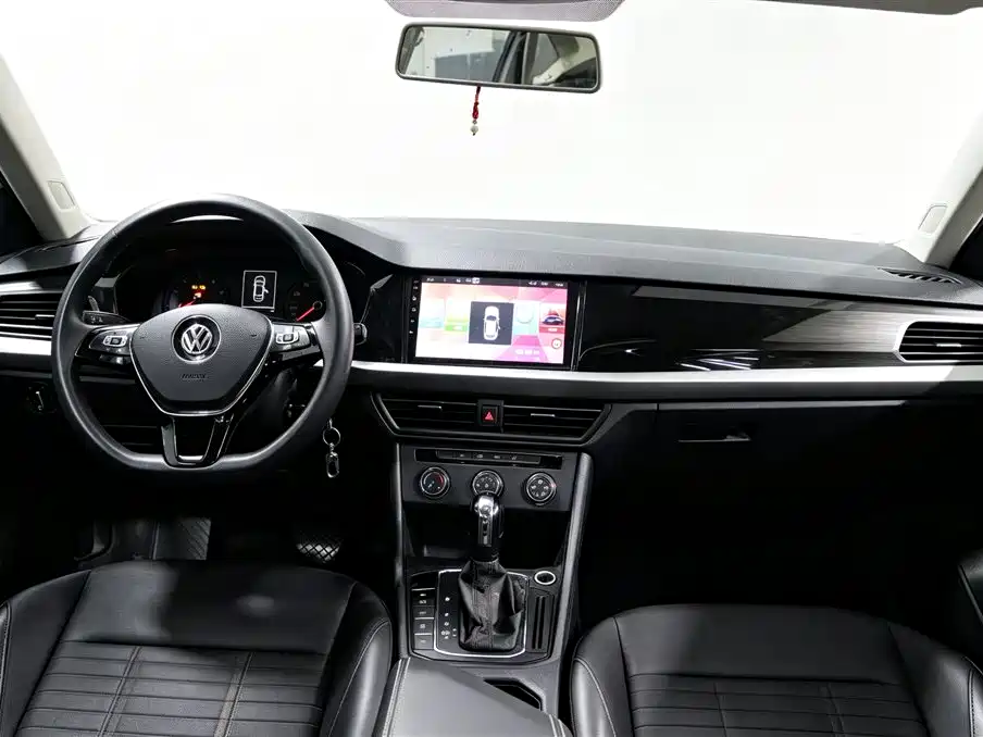 Volkswagen Lavida — миниатюра 9