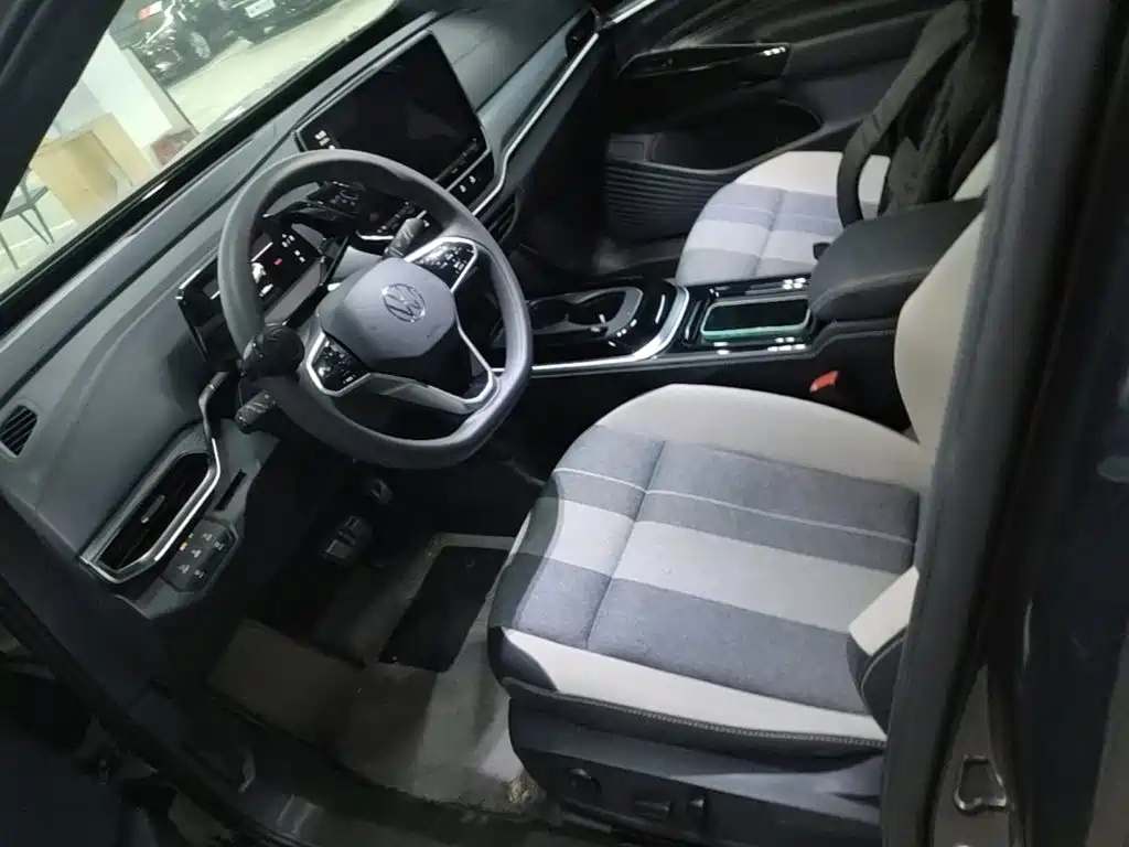 Volkswagen ID.4 Crozz — миниатюра 15