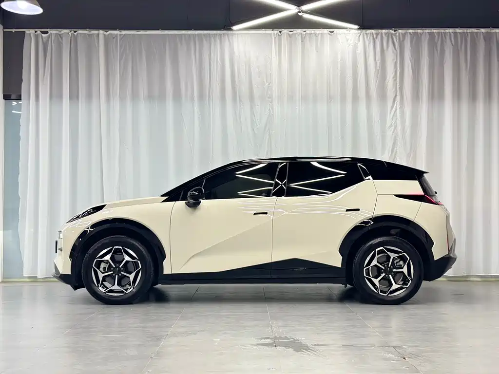Zeekr X 2025 мест