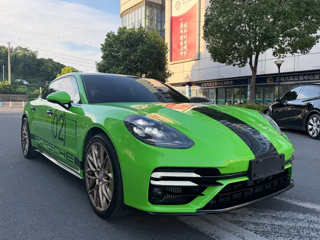 Porsche Panamera 2017 Panamera 4 E-Hybrid Executive Long Wheelbase 2.9T