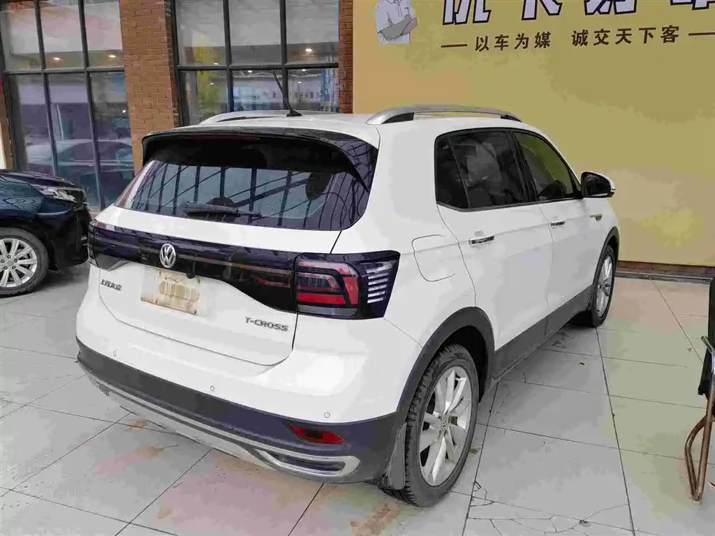 Volkswagen T-Cross — миниатюра 4