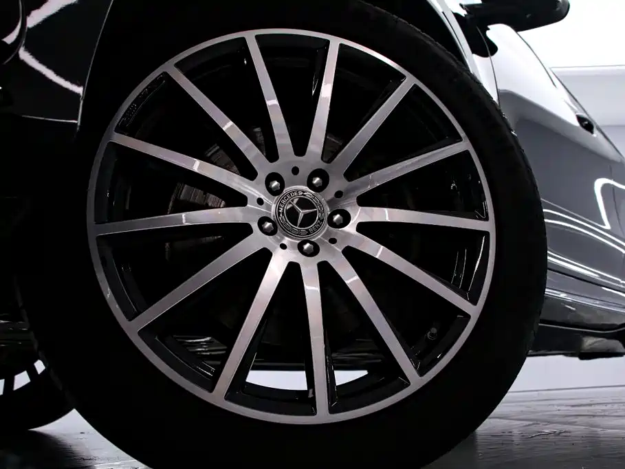Mercedes-Benz GLS — миниатюра 21