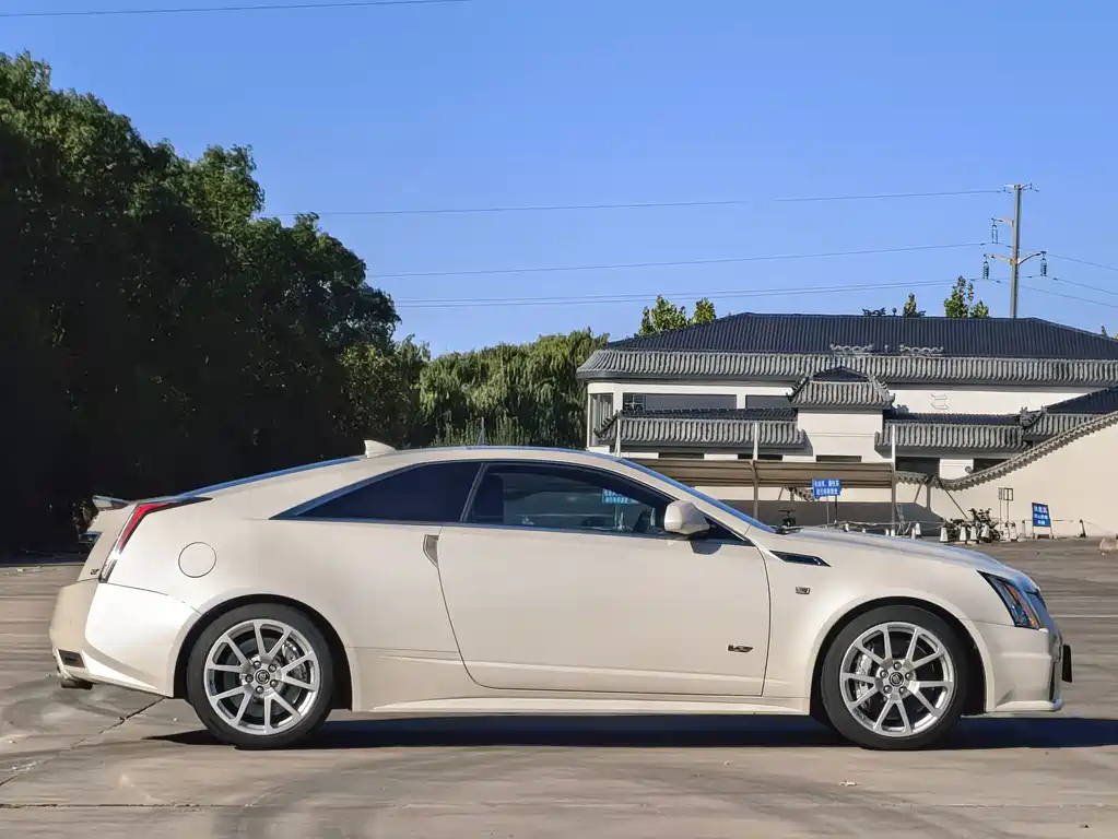 Cadillac CTS — миниатюра 7