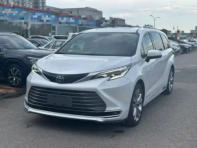 2024 Toyota Sienna